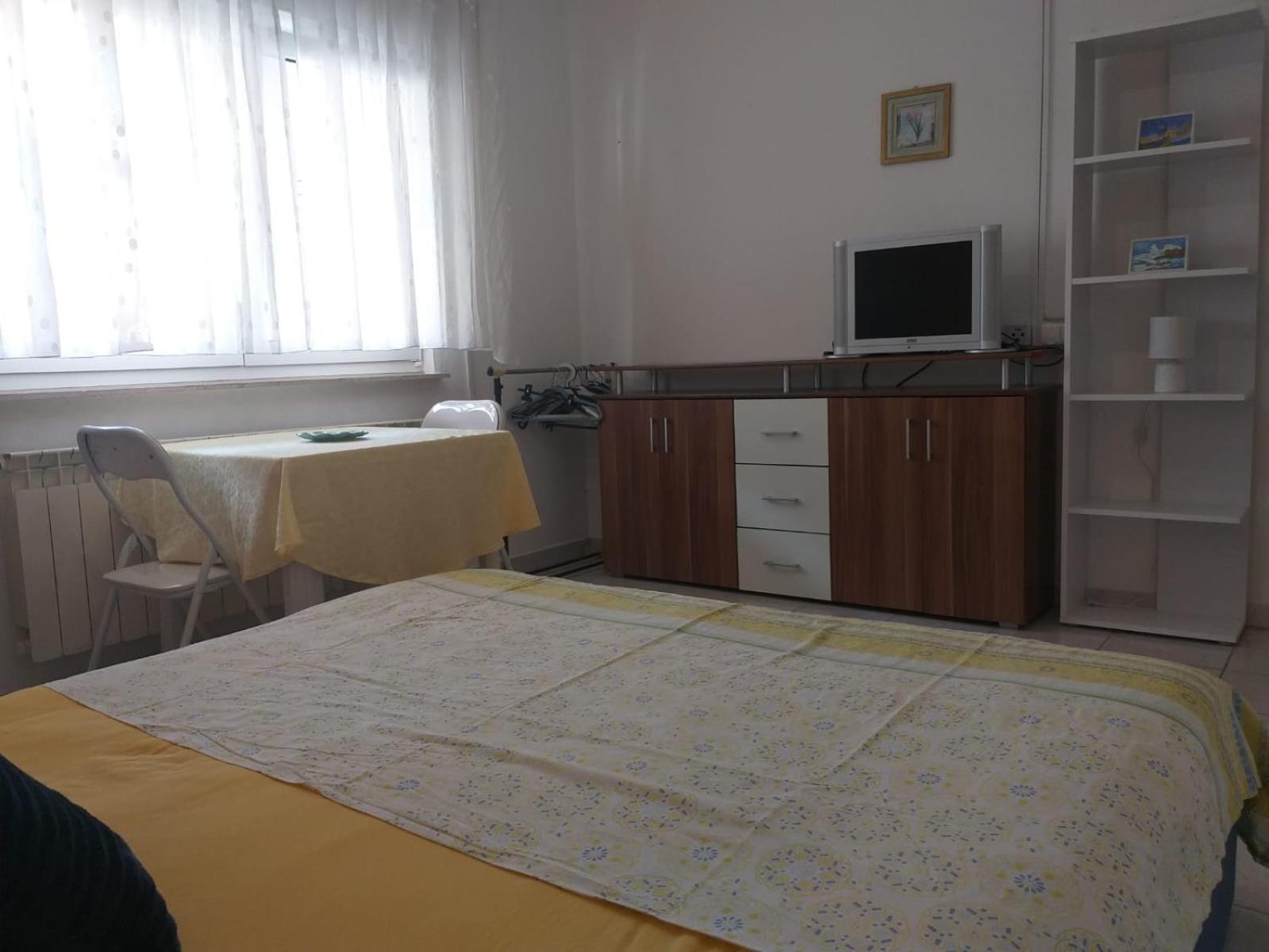 Beach Apartments Nemira Omiš Eksteriør bilde